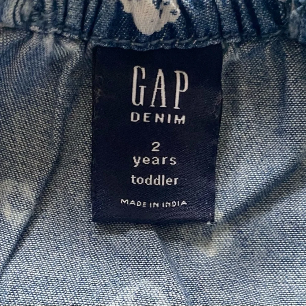 GAP-GIRLS DENIM DRESS-SIZE 2